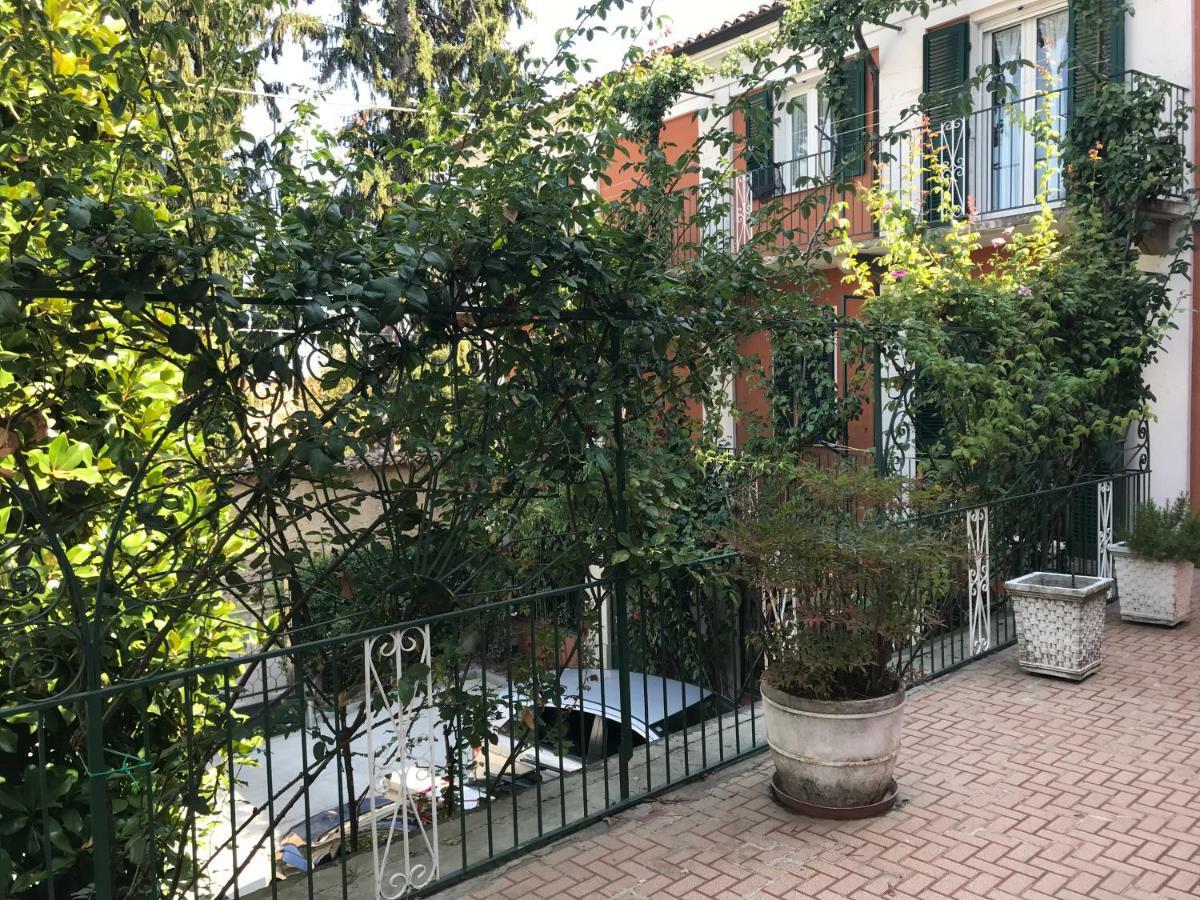 Bed & Roses “Gege” Apartamento La Morra Exterior foto